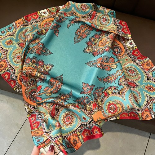 Sciarpa quadrata donna 100%